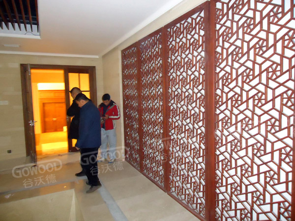 公司领导视察香山清琴泳池及桑拿房施工现场